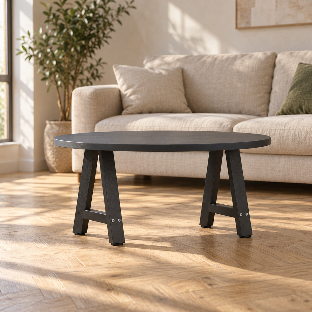 Table basse sur pieds en A 38 × 42 cm en acier dans un salon