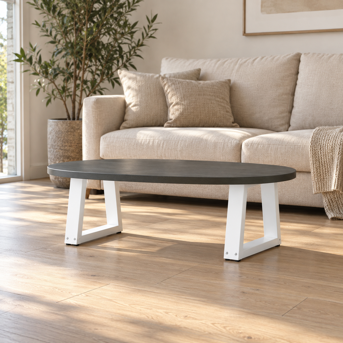 Pieds de table basse en V en acier blanc, lot de 2, 30 × 30 cm, en situation dans un salon
